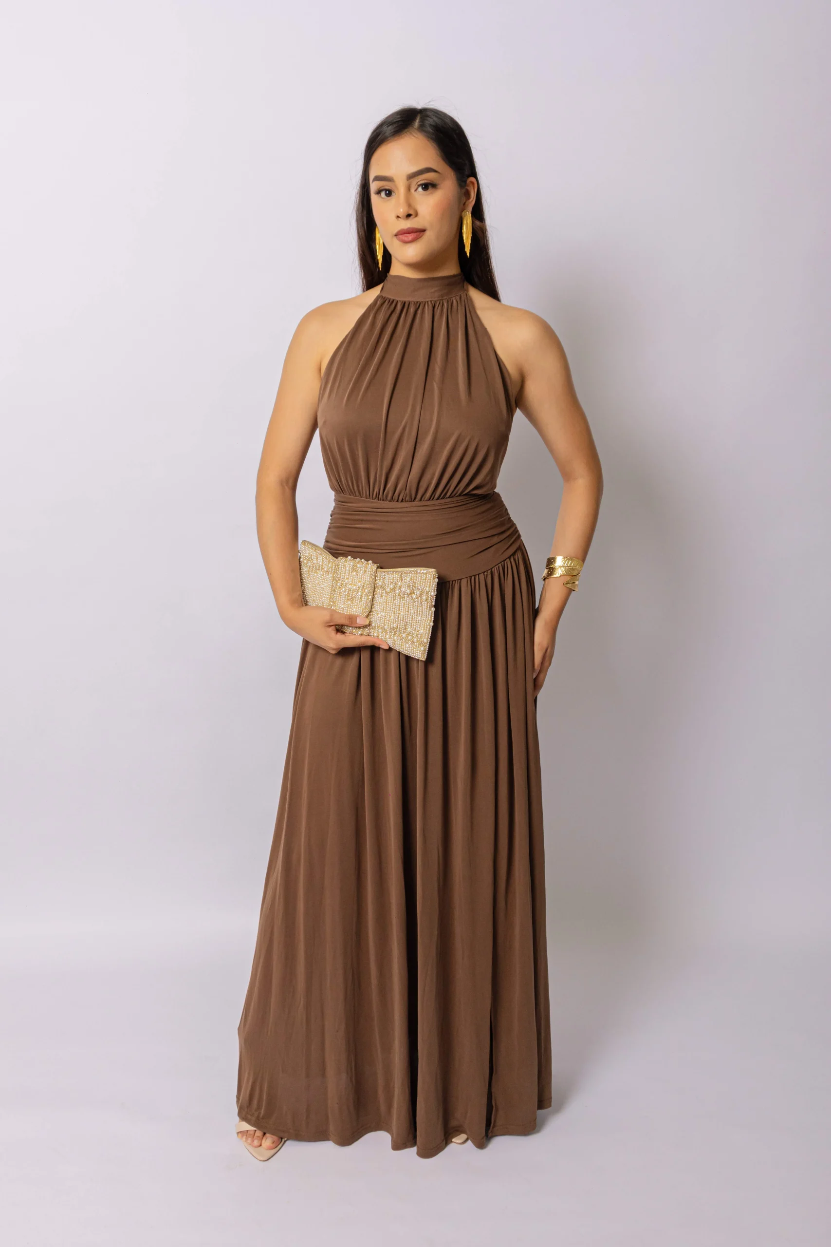 VESTIDO LARGO ESCOTE HALTER CHOCOLATE